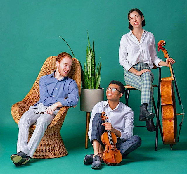 ensemble photo